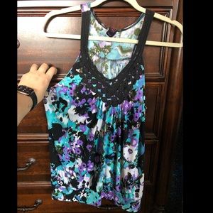 Razorback floral blouse